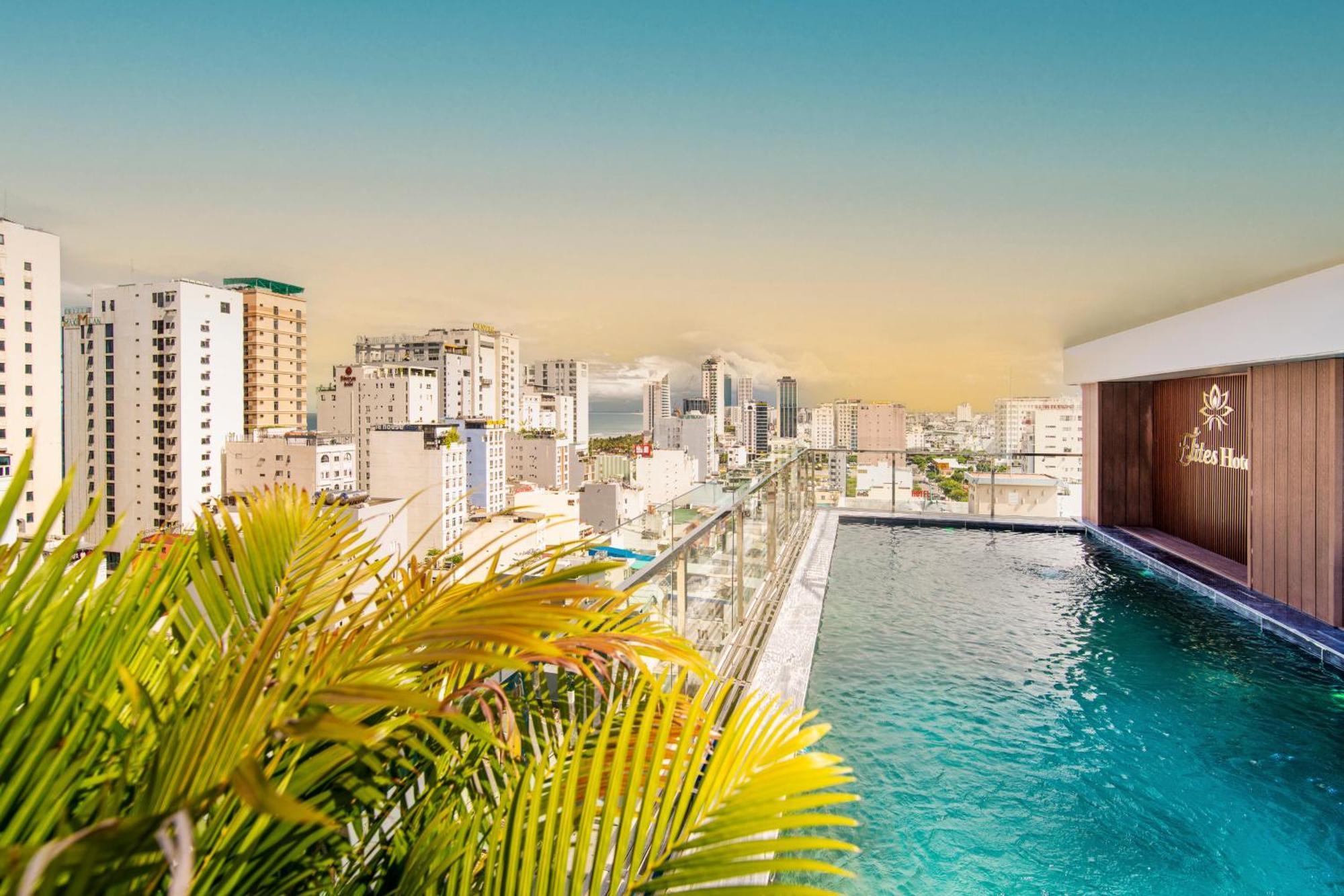 Elites Hotel Da Nang Buitenkant foto